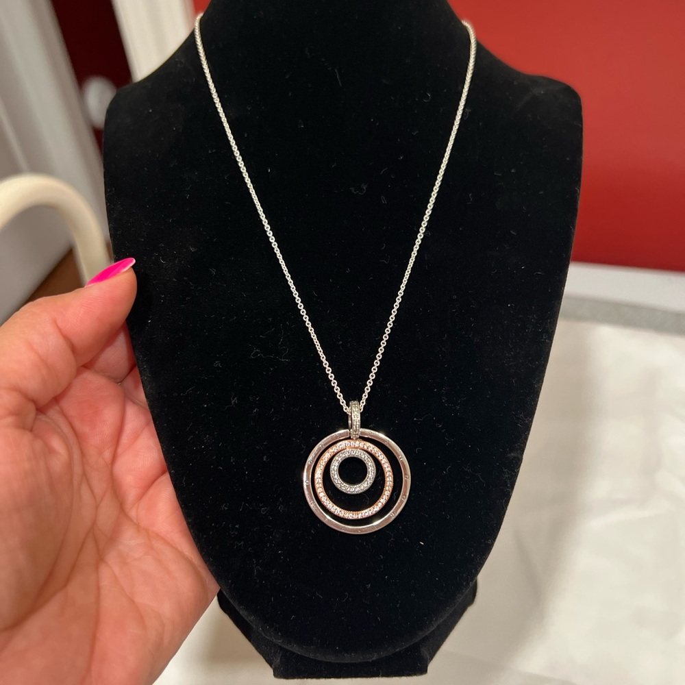 Elegant Silver and Rose Gold Tone Circle Pendant Necklace